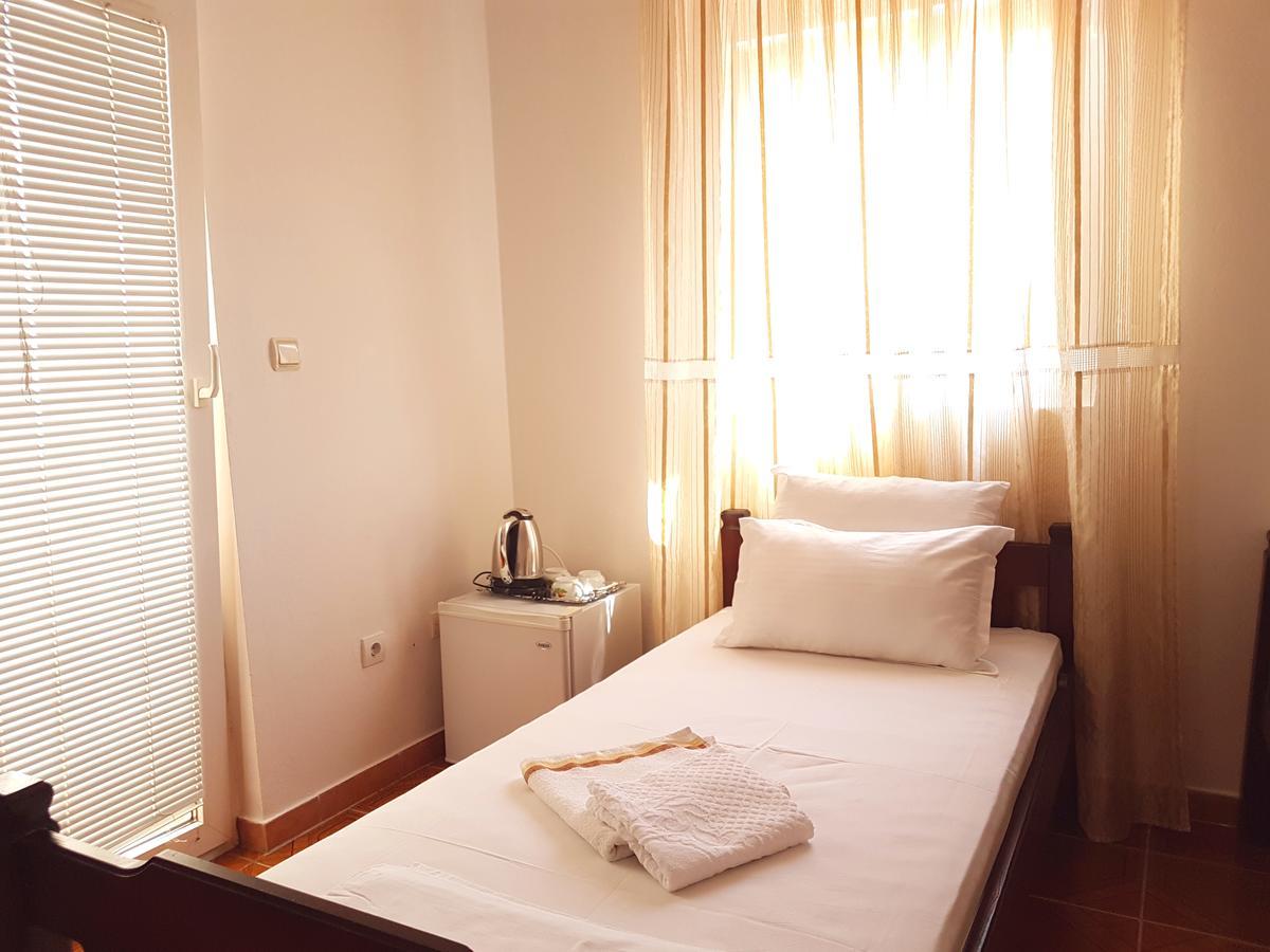 Guest house And Lijesevic *